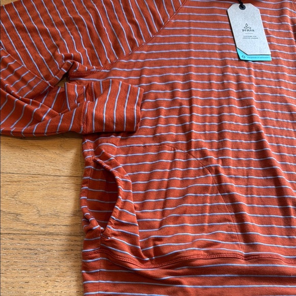 Prana sol protect turtleneck - Picture 5 of 12